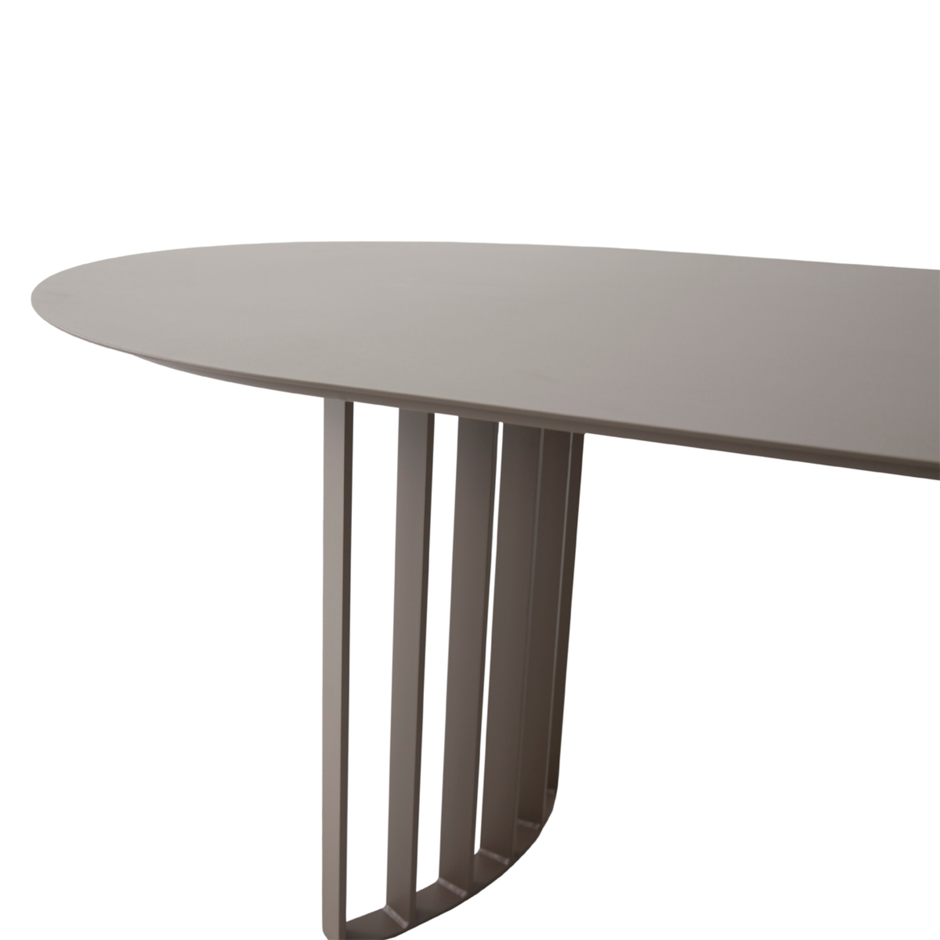 Imagem de Mesa de Jantar Lee Oval Alumínio